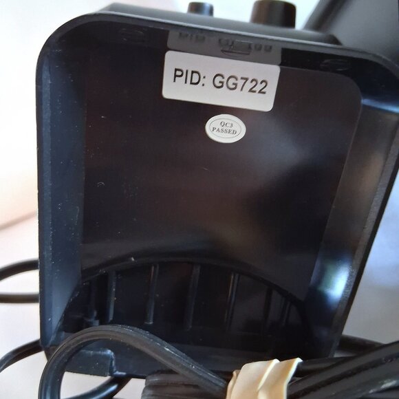 Pair of Logitech Black R-10 Speakers - Tested Good Working Order - Picture 8 of 10